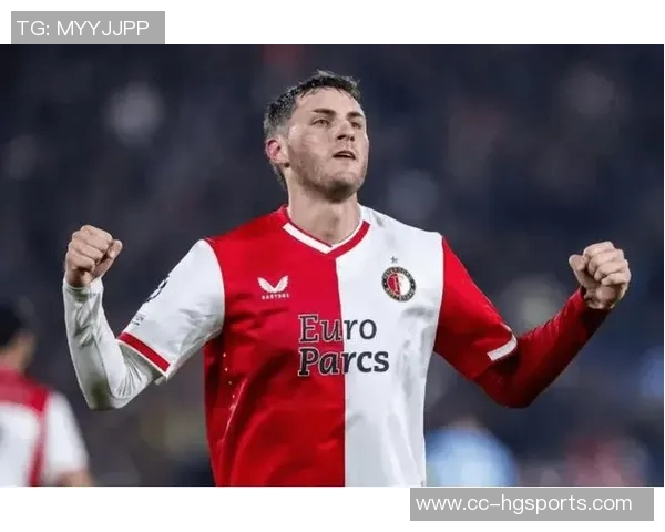 法尔克透露拜仁关注费耶诺德右后卫雷德或成博伊替代人选